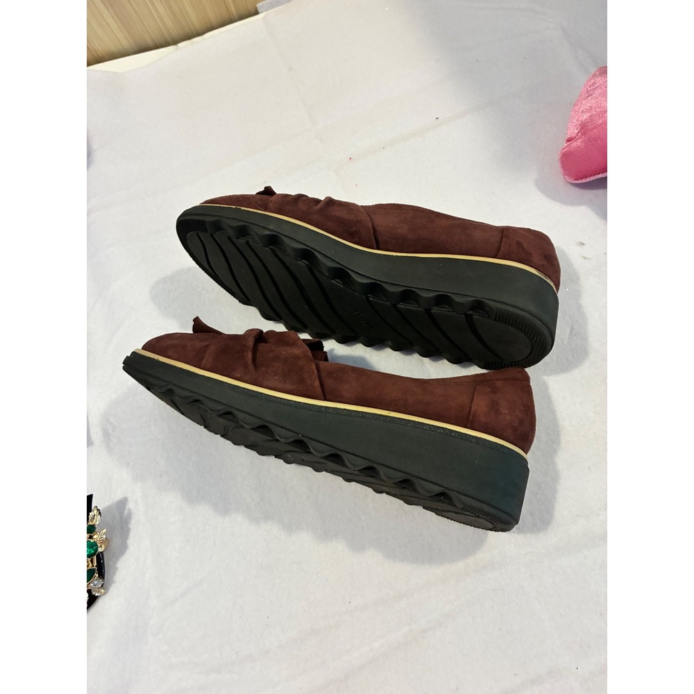 Clarks Collection Burgundy Suede Knot Bow Wedge Loafers Womens 7.5 Wide 26138556 - Picture 5 of 6